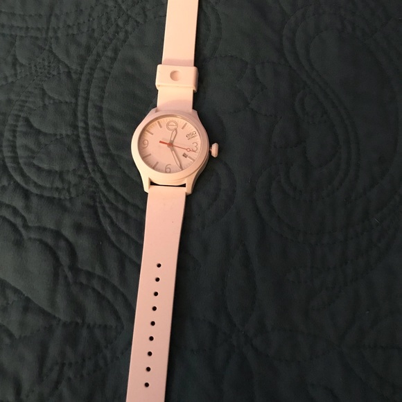 SAD to let it go!!! cute woman's Esq Movado watch. - Picture 3 of 5